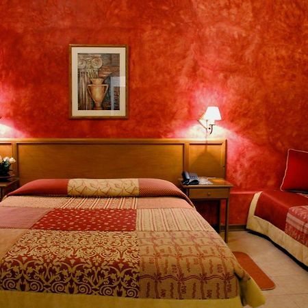 Hotel Bristol อะซุนซิออง ภายนอก รูปภาพ