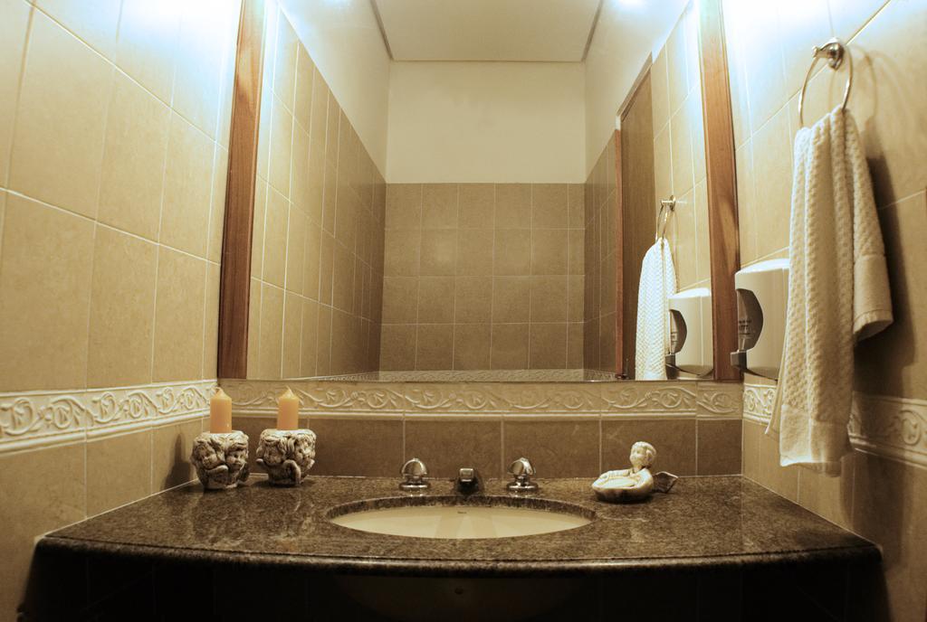 Hotel Bristol อะซุนซิออง ภายนอก รูปภาพ