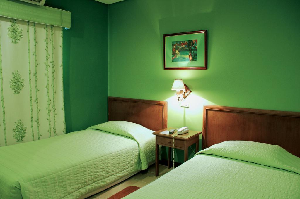 Hotel Bristol อะซุนซิออง ภายนอก รูปภาพ